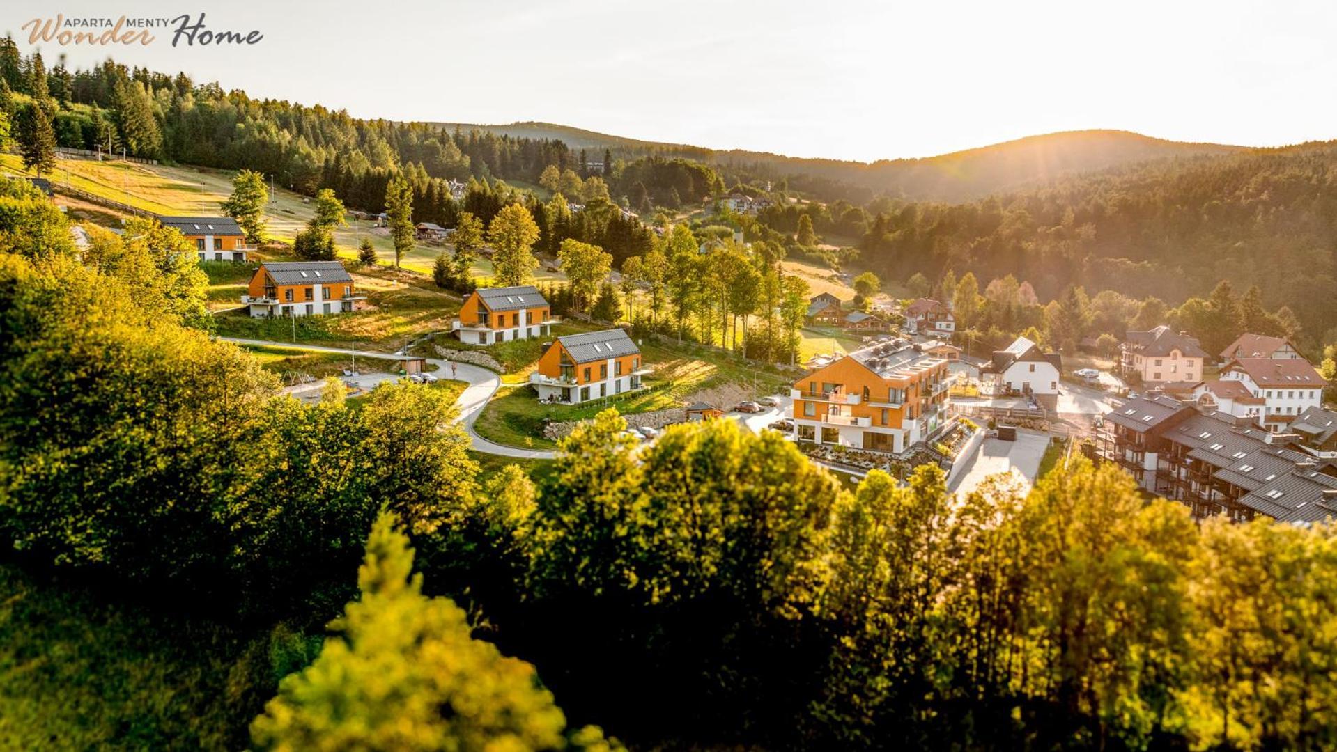 Wonder Home - Apartamenty Hillside Tuz Przy Stoku, Sklep, Plac Zabaw I Zewnetrzna Silownia Na Terenie Kompleksu Karpacz Exterior foto