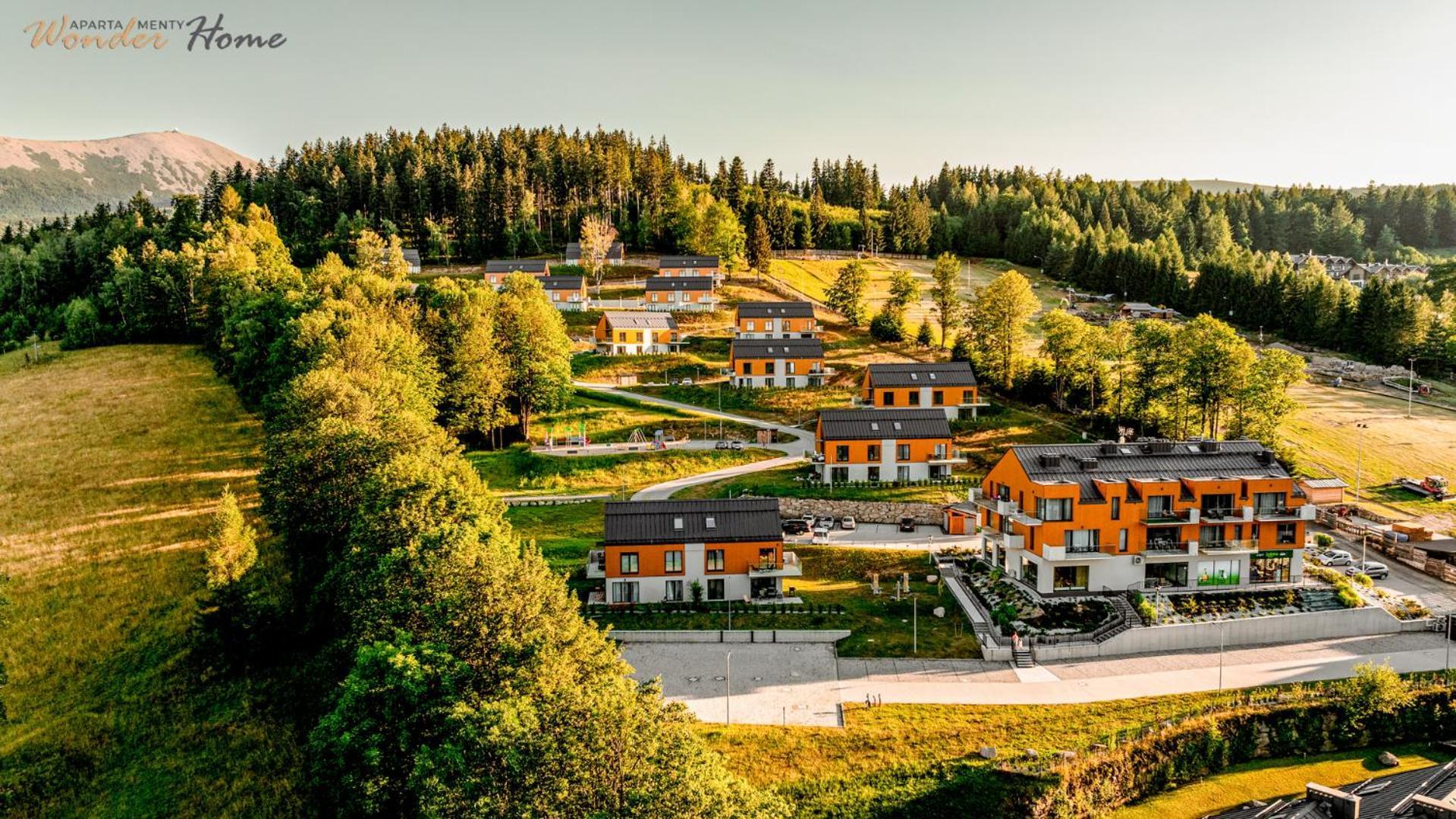 Wonder Home - Apartamenty Hillside Tuz Przy Stoku, Sklep, Plac Zabaw I Zewnetrzna Silownia Na Terenie Kompleksu Karpacz Exterior foto